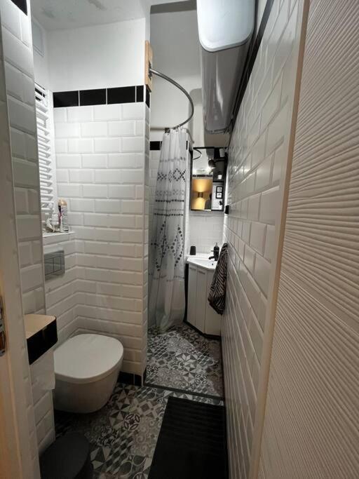 Apartmán Renovated Stylish Flat At The Castle&Metro Budapešť Exteriér fotografie